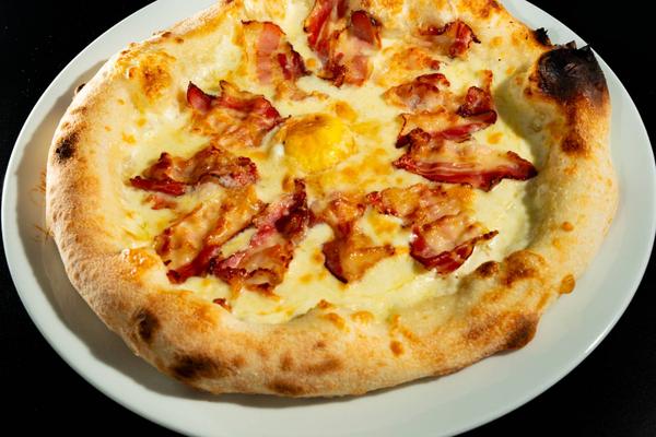 Pizza Carbonara